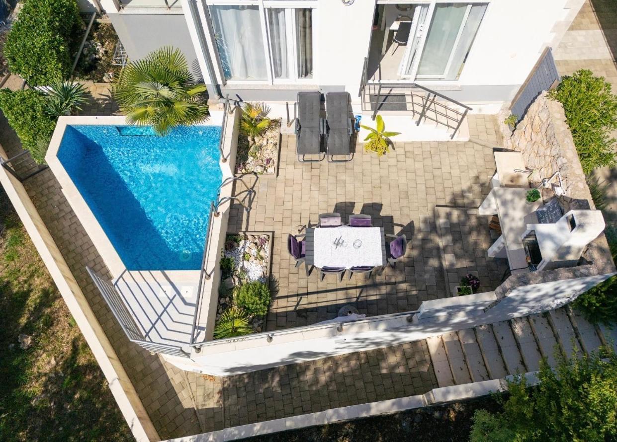 Apartment Sasso Bianco With The Private Pool Нивице Экстерьер фото